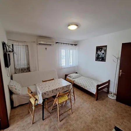Esto - One Bedroom With Terrace 1 Biograd Na Moru