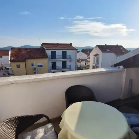 Apartment Esto - One Bedroom With Terrace 1 Biograd Na Moru