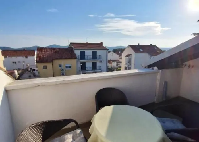 Апартаменты Esto - One Bedroom With Terrace 1 Биоград-на-Мору