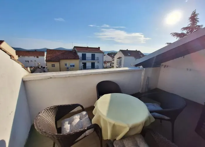 Esto - One Bedroom With Terrace 1 ביוגראד נה מורו
