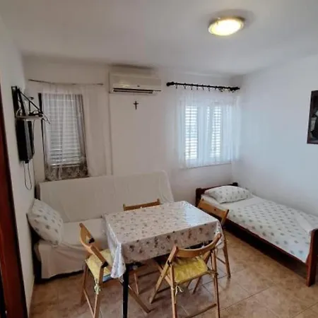 Esto - One Bedroom With Terrace 1 *