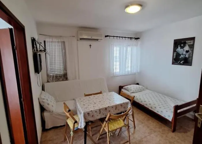 Esto - One Bedroom With Terrace 1 *